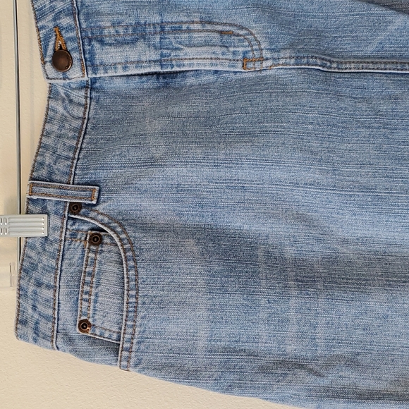 Mossimo Light Wash Denim Skirt size 16 - Picture 2 of 4